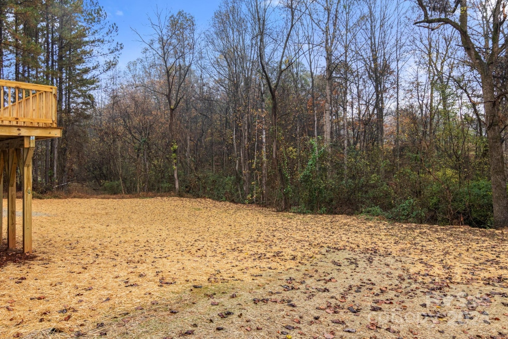 2177 Mintew Cir Lincolnton, NC 28092