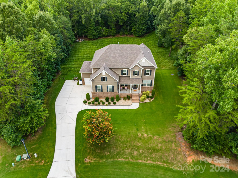 174 Rain Shadow Dr Mooresville, NC 28115