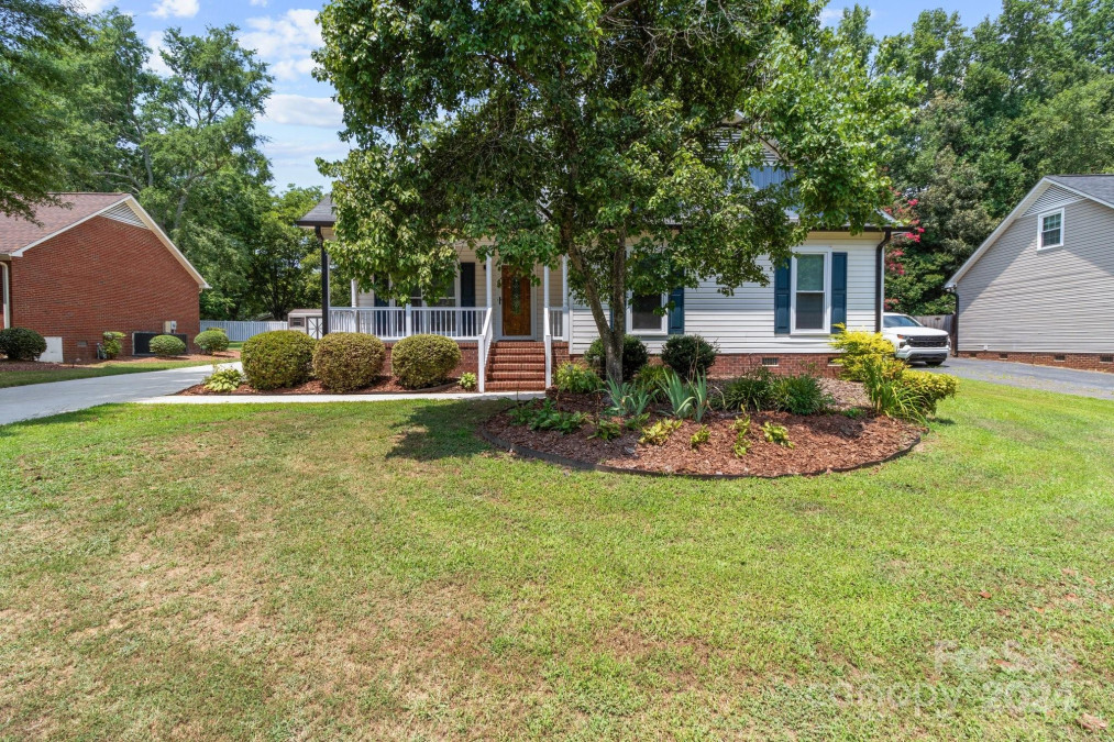 2212 Crosswinds Ct Kannapolis, NC 28083