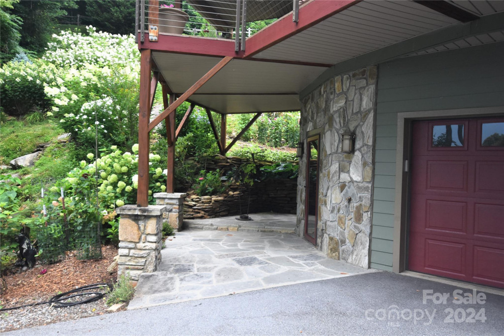 140 Slim Rg Maggie Valley, NC 28751