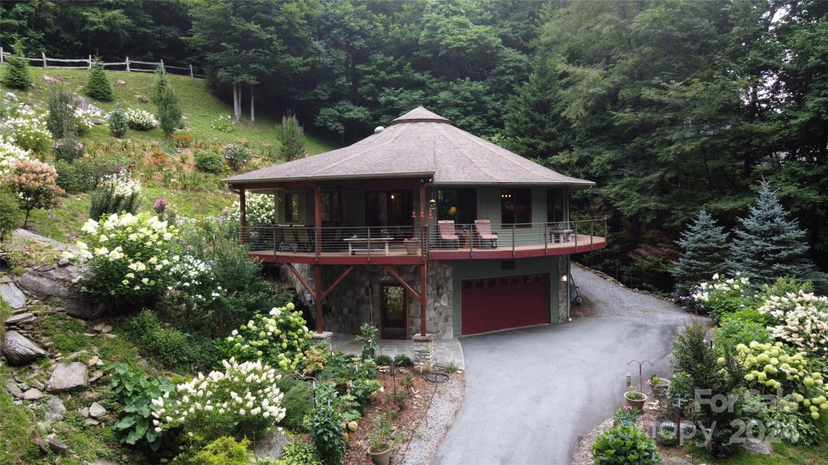 140 Slim Rg Maggie Valley, NC 28751