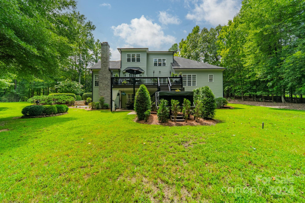 507 Lochaven Rd Weddington, NC 28173