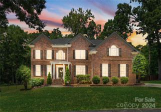 11216 Canoe Cove Ln Huntersville, NC 28078