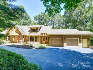 134 Solomon Cir Hendersonville, NC 28739