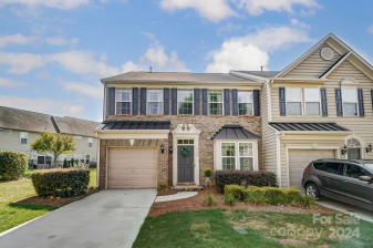 2326 Whitford Ln Charlotte, NC 28210