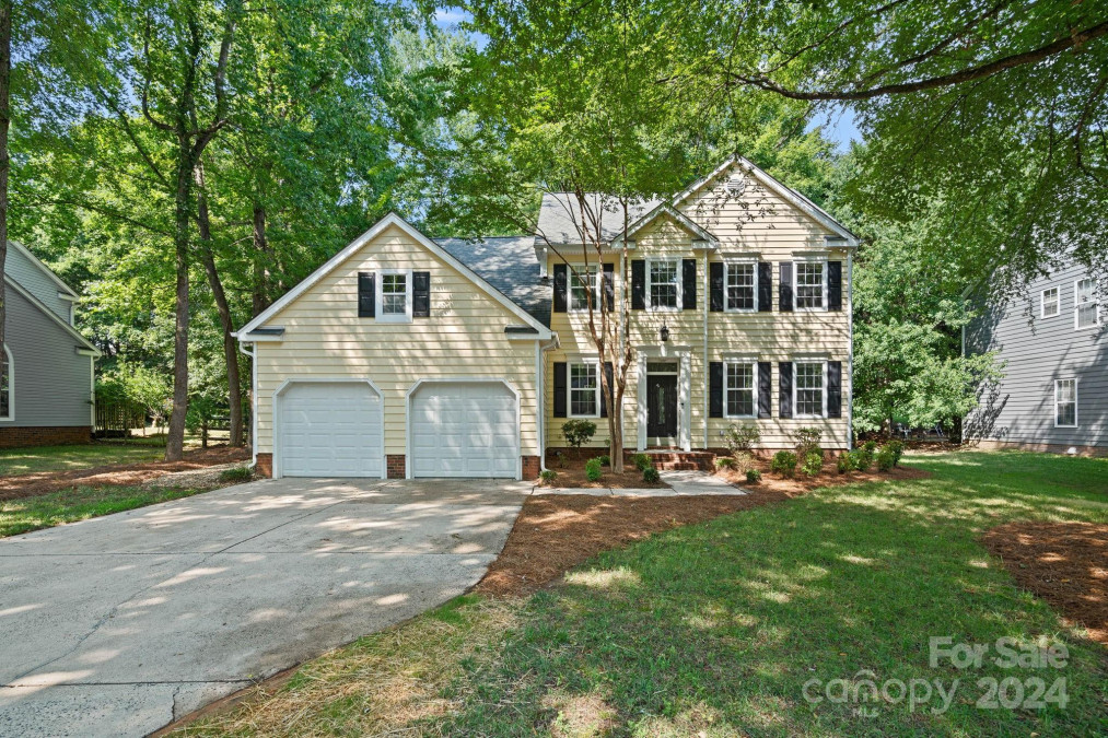 7220 Reedy Creek Rd Charlotte, NC 28215