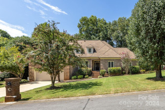 426 Saint Michaels Way Fort Mill, SC 29708