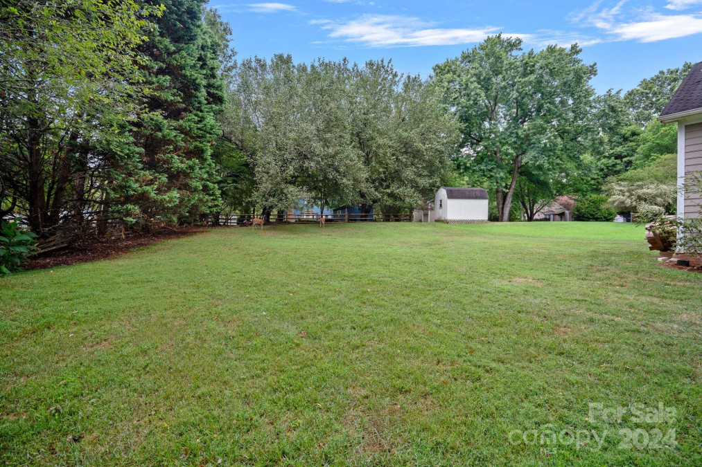 10601 Par Cove Ln Charlotte, NC 28277