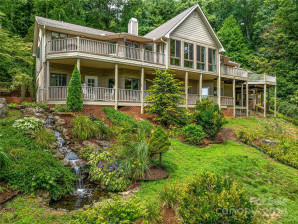 14 Panther Ridge Rd Hendersonville, NC 28792