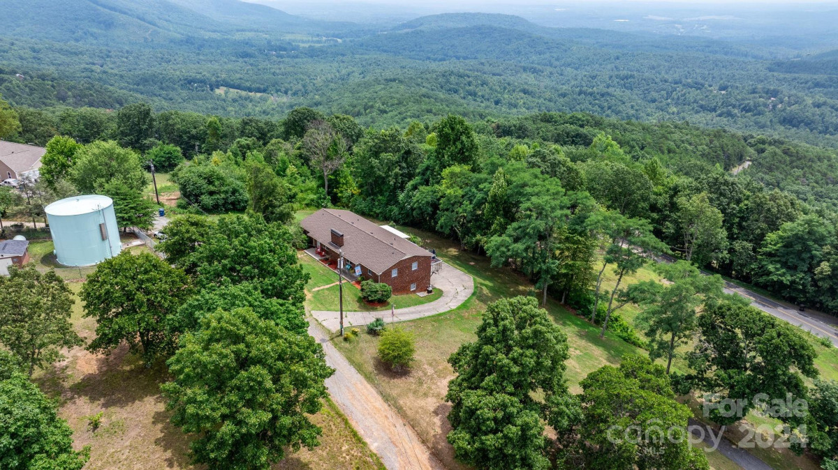 3374 Mountain Ridge Cir Valdese, NC 28690