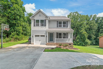 400 Beverly Cir Charlotte, NC 28270