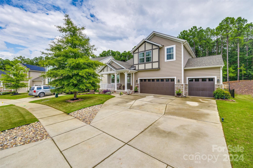 15004 Red Canoe Way Charlotte, NC 28278