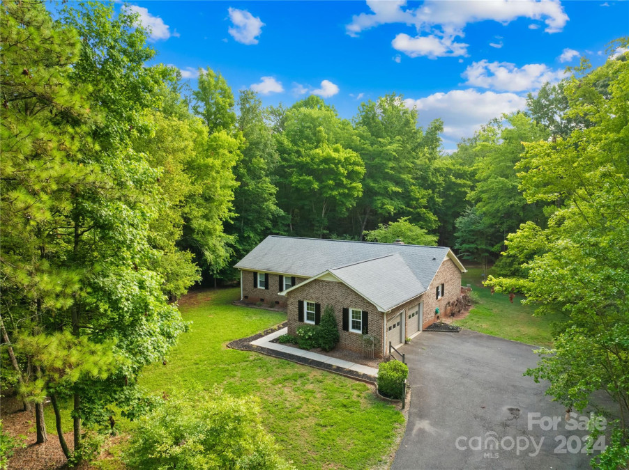 4611 Locklyn Rd Waxhaw, NC 28173