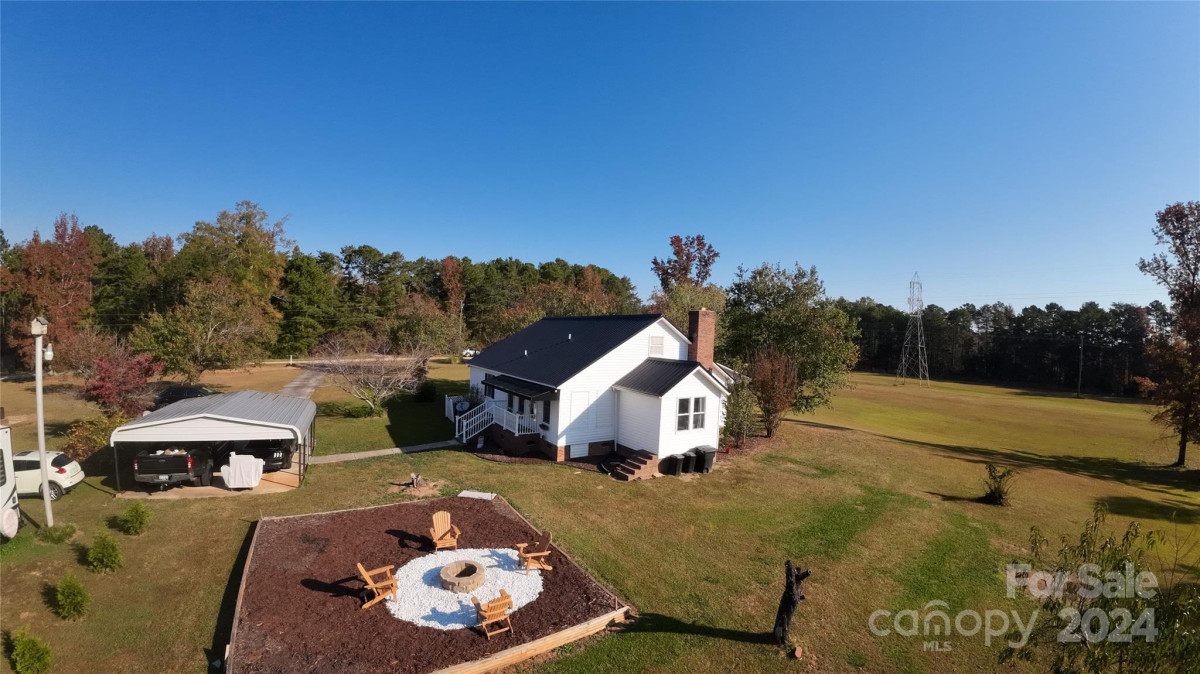 1625 Windy Hill Ln Great Falls, SC 29055