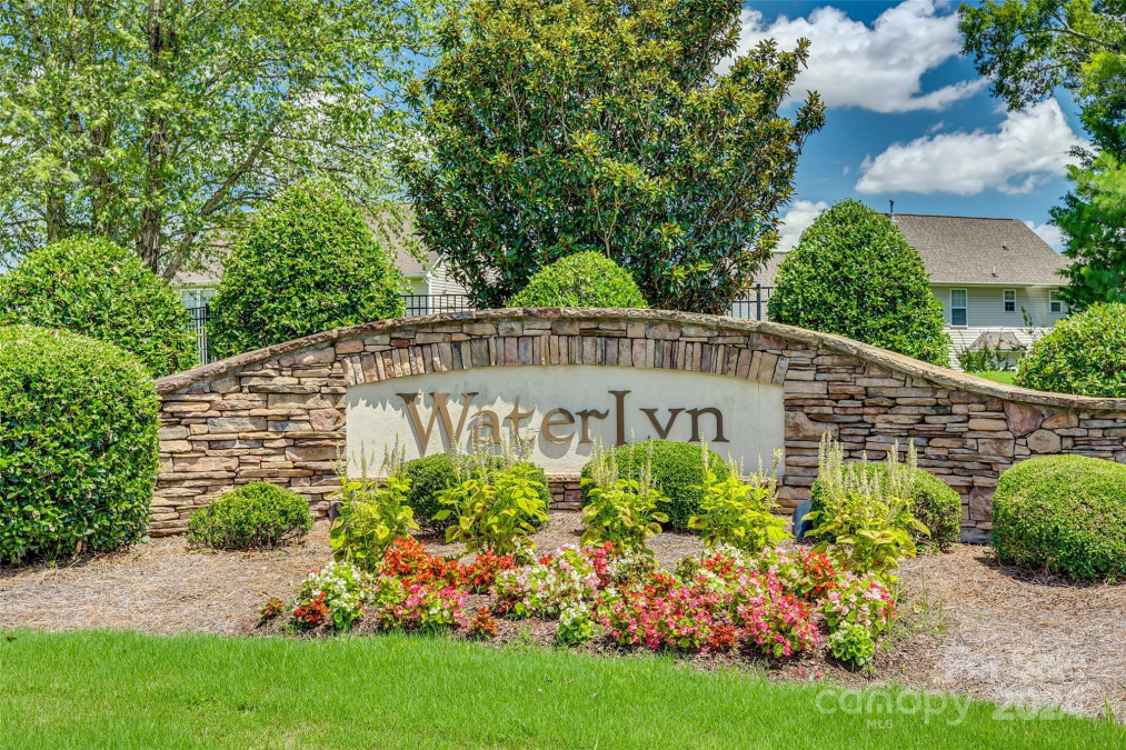 12811 Waterlyn Club Dr Charlotte, NC 28278