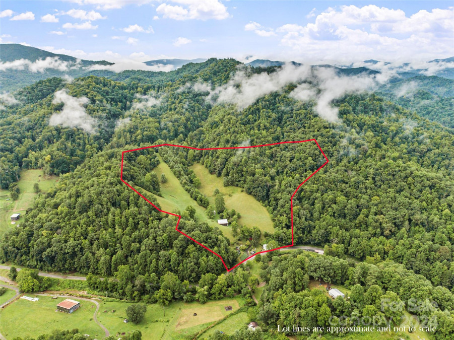 15388 Us Hwy 19 Hw Green Mountain, NC 28740