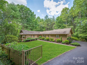 2507 Little River Rd Hendersonville, NC 28739