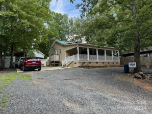 207 Deer Park Rd Mount Gilead, NC 27306