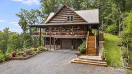 330 Historic Oak Trl Waynesville, NC 28785