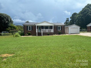 407 Pam Dr Gastonia, NC 28056