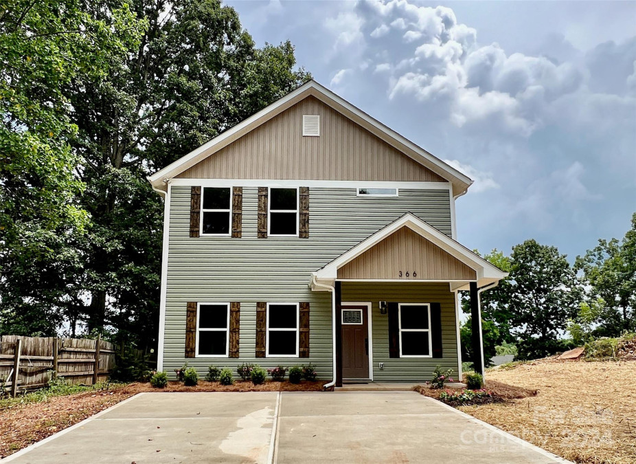 366 Holly Dr Mount Holly, NC 28120