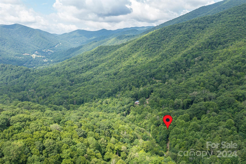 80 Chalet Pl Maggie Valley, NC 28751