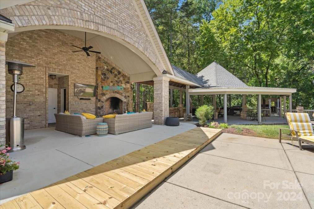 8516 Mcilwaine Rd Huntersville, NC 28078