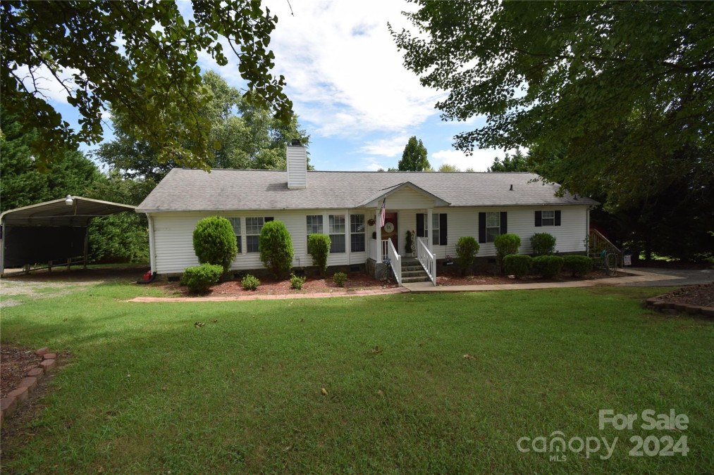 359 Pinnacle Rd Kings Mountain, NC 28086