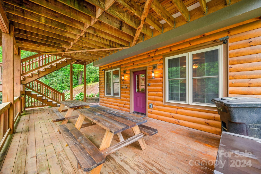 208 Heady Mountain Rd Cashiers, NC 28717