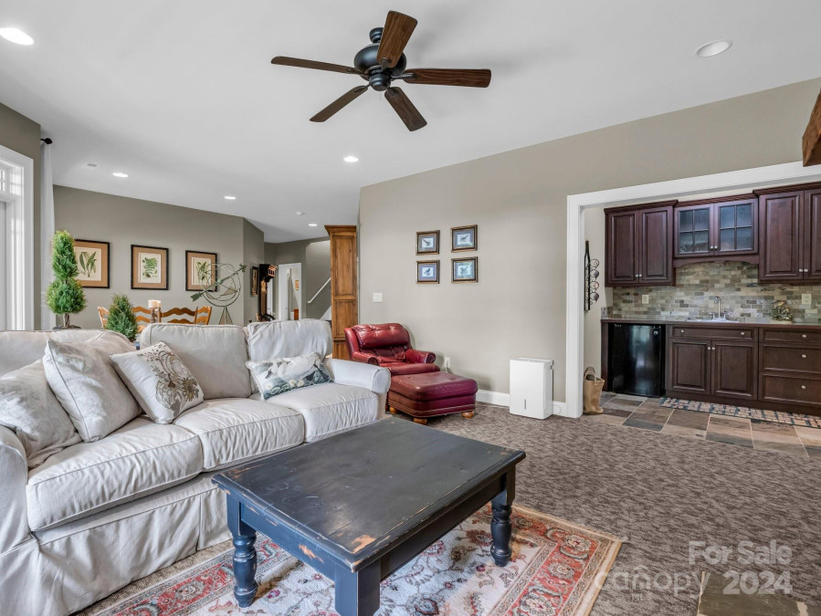 131 Falkirk Way Zirconia, NC 28790