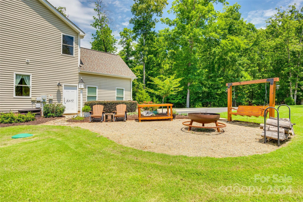 5577 Beaverdam Creek Rd Clover, SC 29710