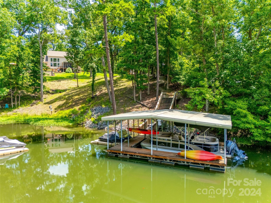 5577 Beaverdam Creek Rd Clover, SC 29710