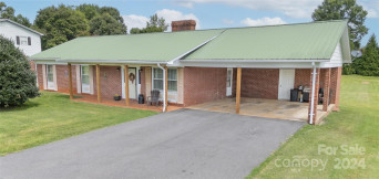 4561 Horseshoe Bend Rd Hudson, NC 28638