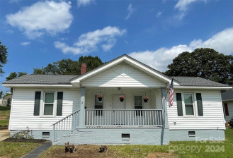 516 Washington St Cramerton, NC 28032