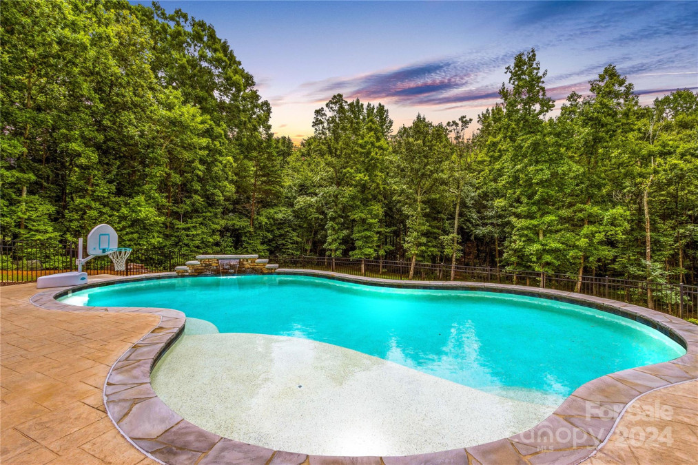 127 Tradition Ln Mooresville, NC 28115