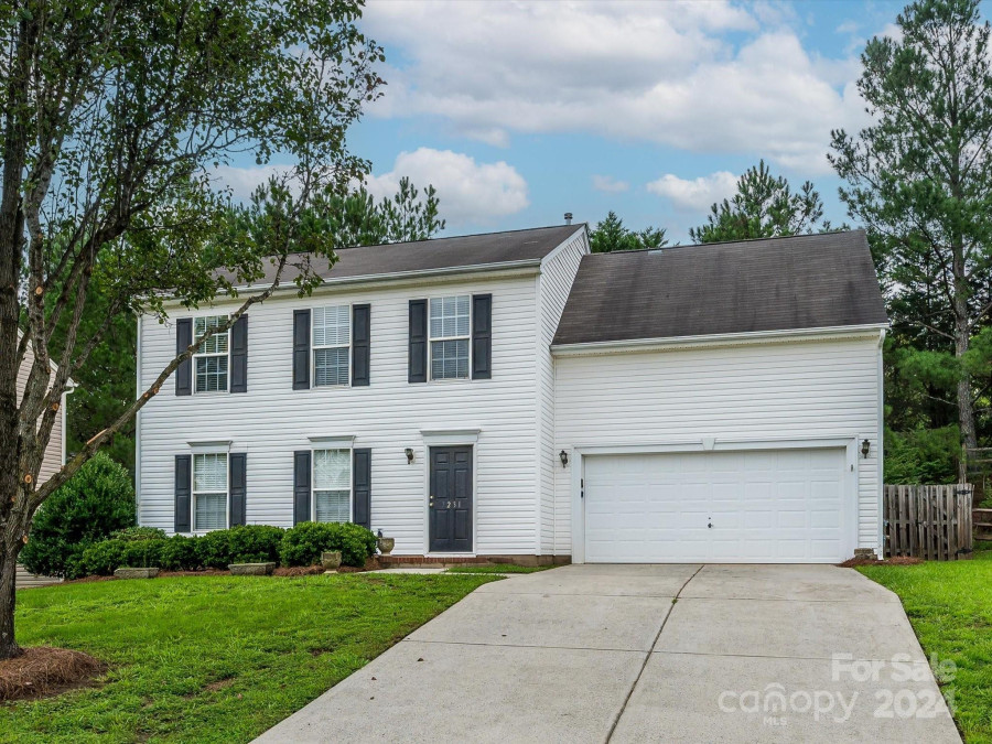 7231 Trifecta Ct Harrisburg, NC 28075