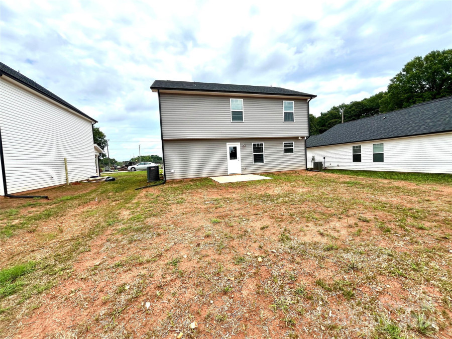 794 2nd St Conover, NC 28613