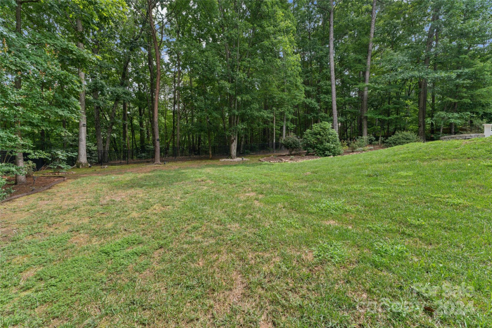 4634 Sawgrass Ct Denver, NC 28037