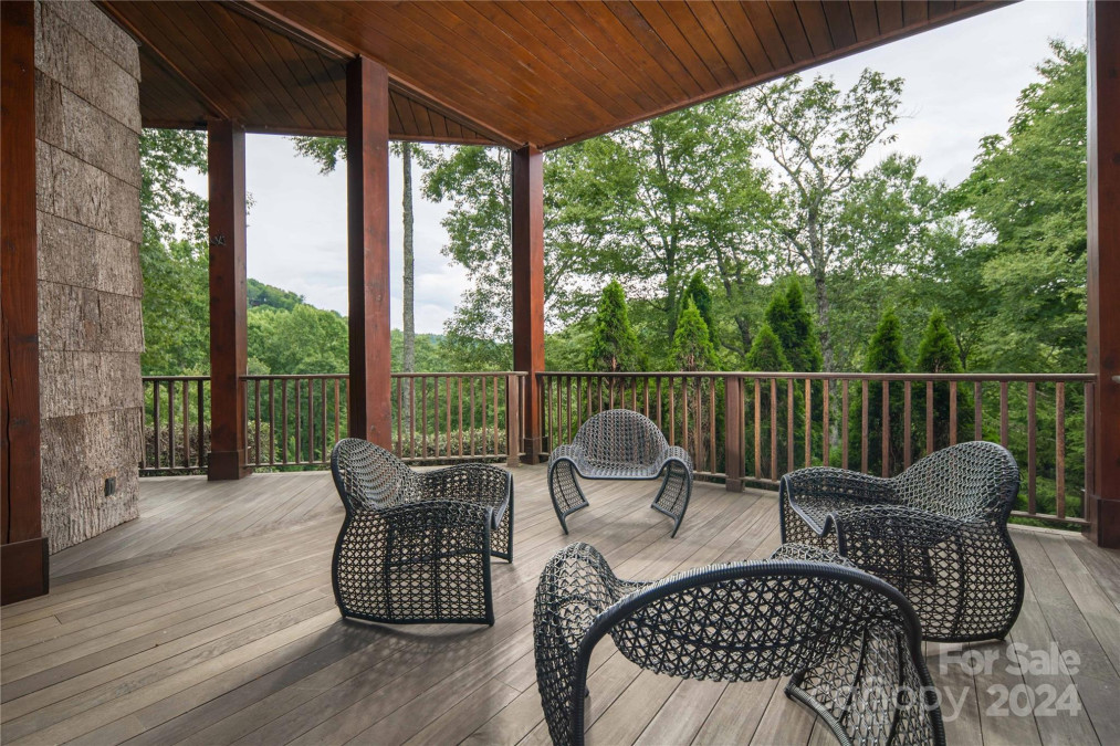 595 Firethorn Trl Blowing Rock, NC 28605