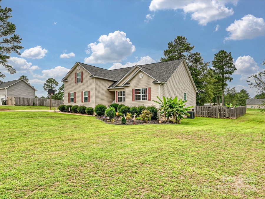 1363 Bicycle Ct York, SC 29745