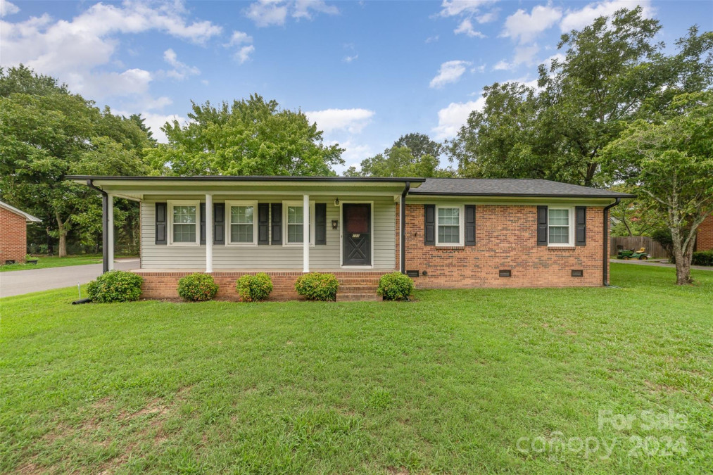 100 Clinton Ave Clover, SC 29710