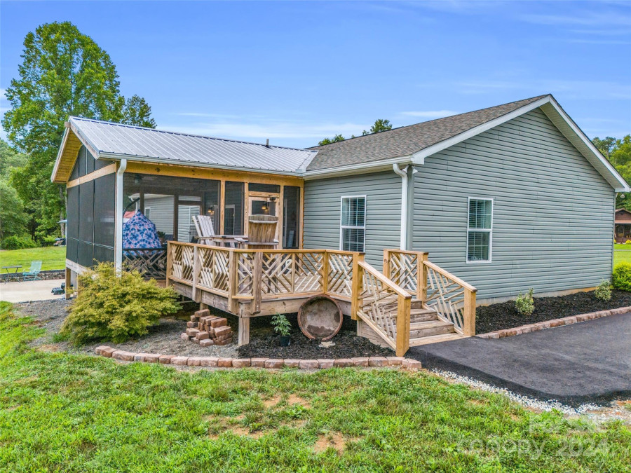 157 Timber Rg Rutherfordton, NC 28139