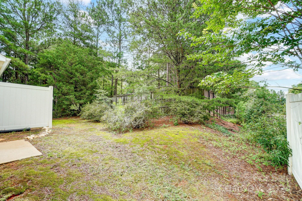 1608 Heather Chase Dr Fort Mill, SC 29707