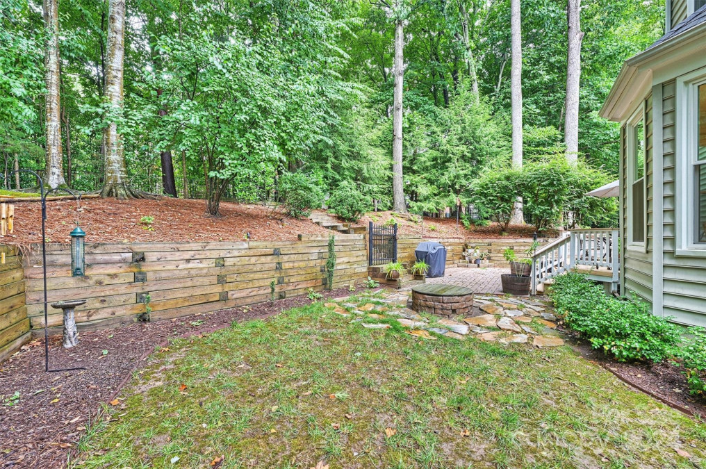 3911 Cambridge Hill Ln Charlotte, NC 28270