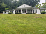 568 Country Club Dr Waynesville, NC 28786