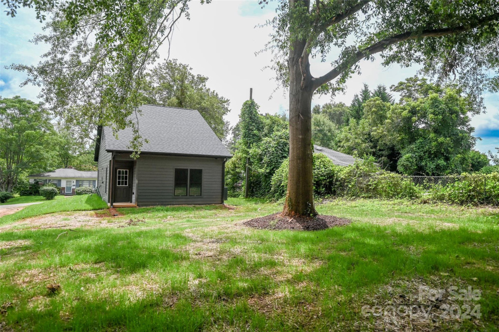 147 Cowan St Spindale, NC 28160