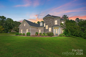 156 Leaning Tower Dr Mooresville, NC 28117