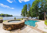 18402 Peninsula Cove Ln Cornelius, NC 28031