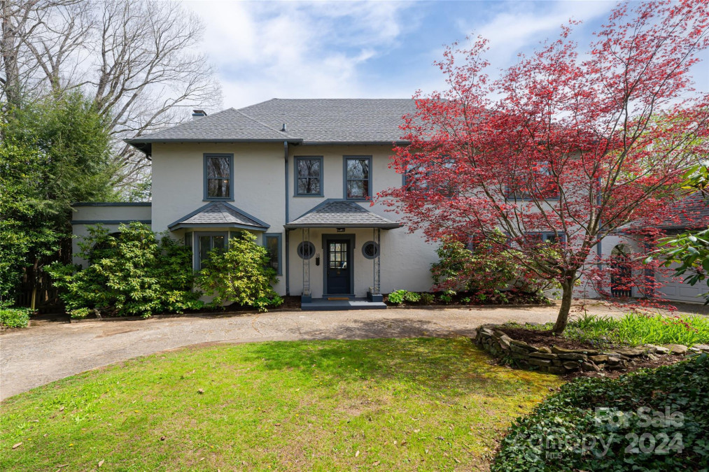 38 Lakeview Rd Asheville, NC 28804