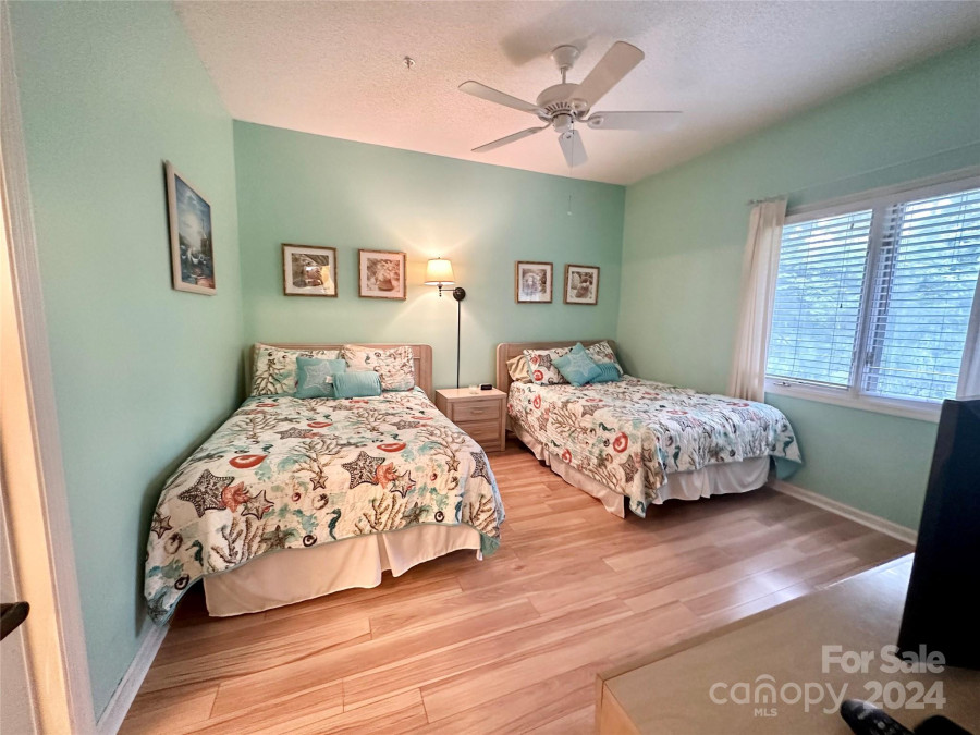 1221 Tidewater Dr North Myrtle Beach, SC 29582